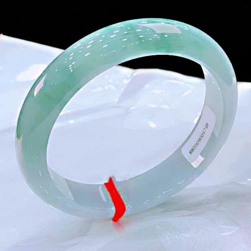 Bracelets - ミャンマー産天然アイスジェダイト、女性用ライトグリーンジェイドブレスレット、ガールズスタイル、高貴な女性用ブレスレット