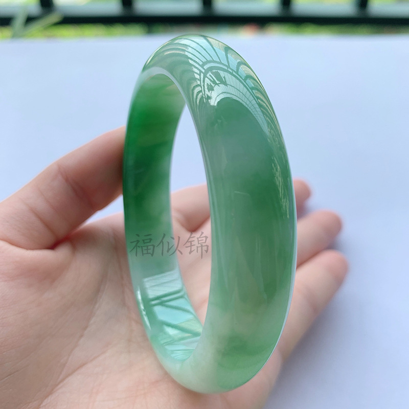 Bracelets - 古鉱山産アイシージェダイトブレスレット、淡い白緑色、幅広タイプ、真円形、細い帯状、高貴な女性のスタイル、天然石