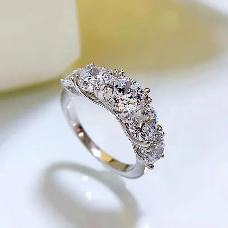 高級 18K ホワイト ゴールド ウェディング リング 女性 - Moissanite Engagement Ring 1 Carat のレビューと価格