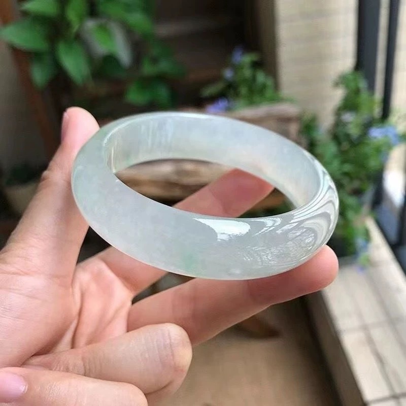翡翠の女性用ブレスレット、丸型、半透明、ビルマの古い鉱山産、 - Bracelets のレビューと価格