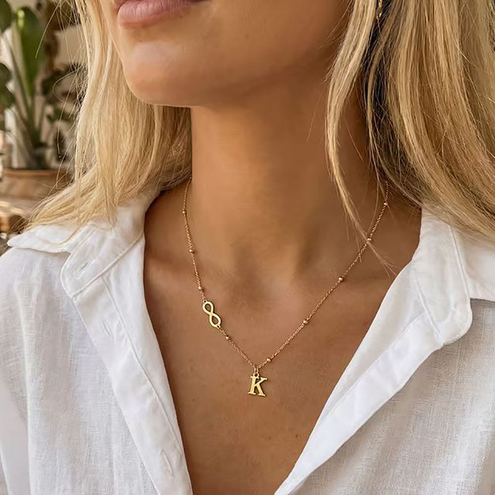 カスタム無限大記号イニシャルレタービーズチェーンネックレス1 - Initial Letter Necklace 18K Gold のレビューと価格