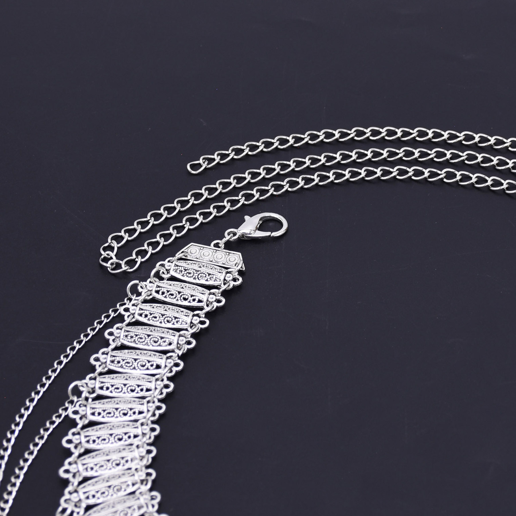 ニッチレトロデザイン シルバー彫刻 幾何学模様 合金 パッチ - Body Jewelry のレビューと価格