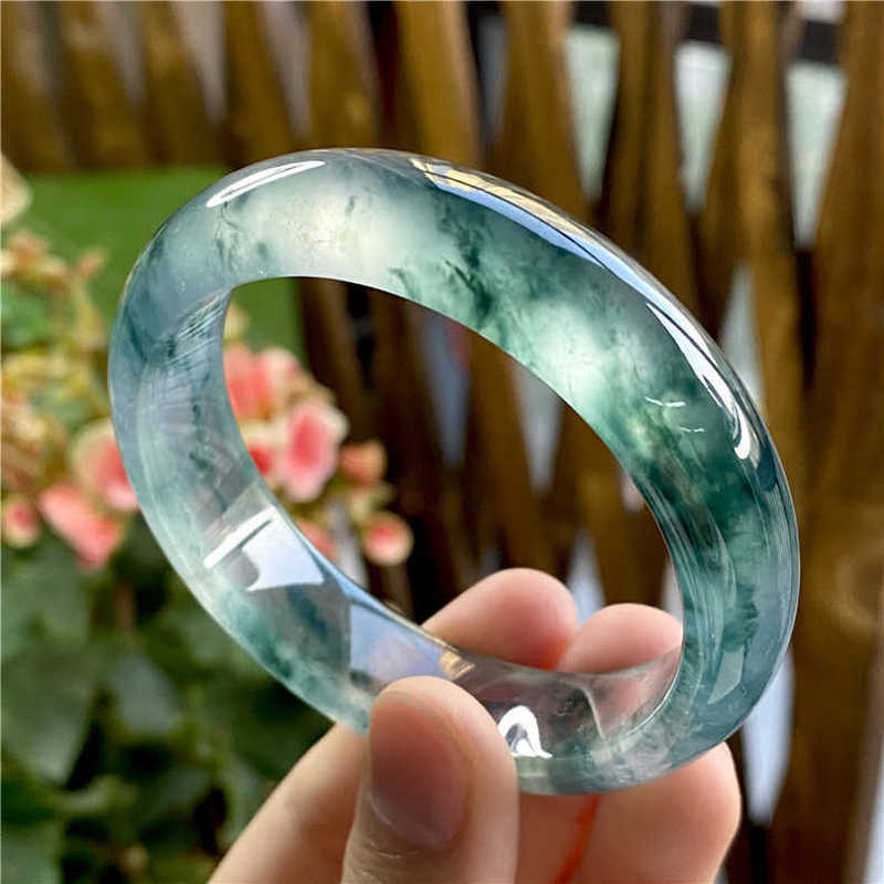 花模様の氷質ジェダイト、ビルマの老鉱山産、規則的な円形の女性 - Bracelets のレビューと価格