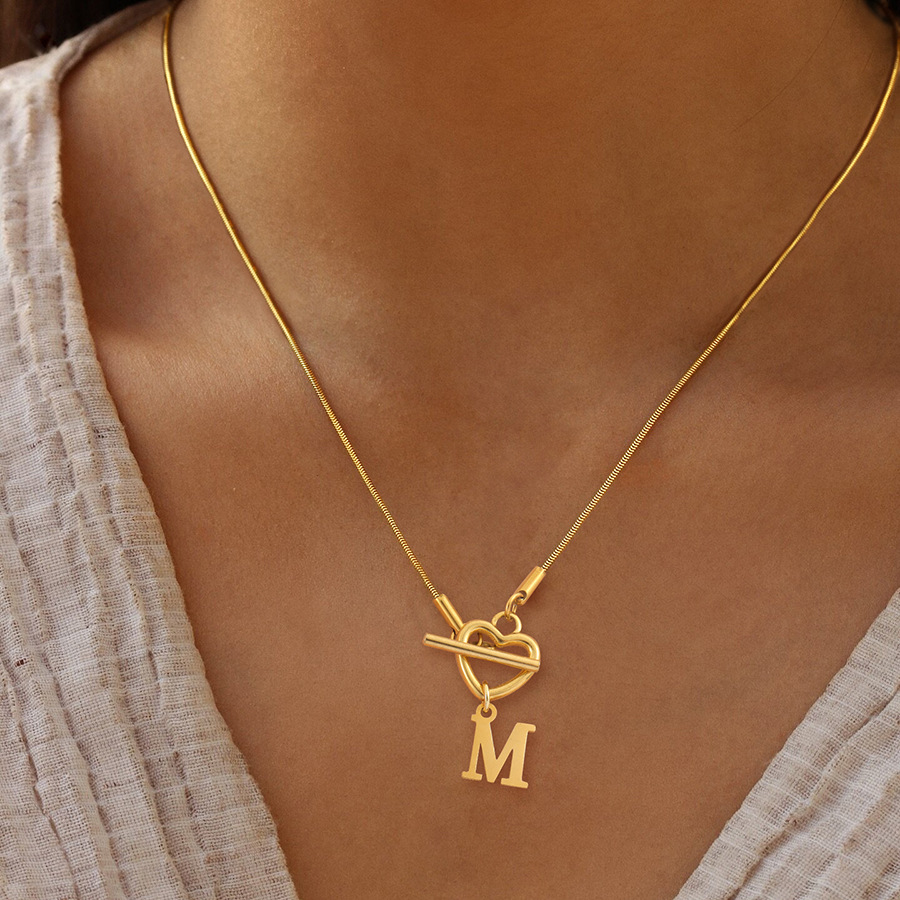 ファッションA-Zイニシャルハートペンダントネックレス18K - Initial Letter Necklace 18K Gold のレビューと価格