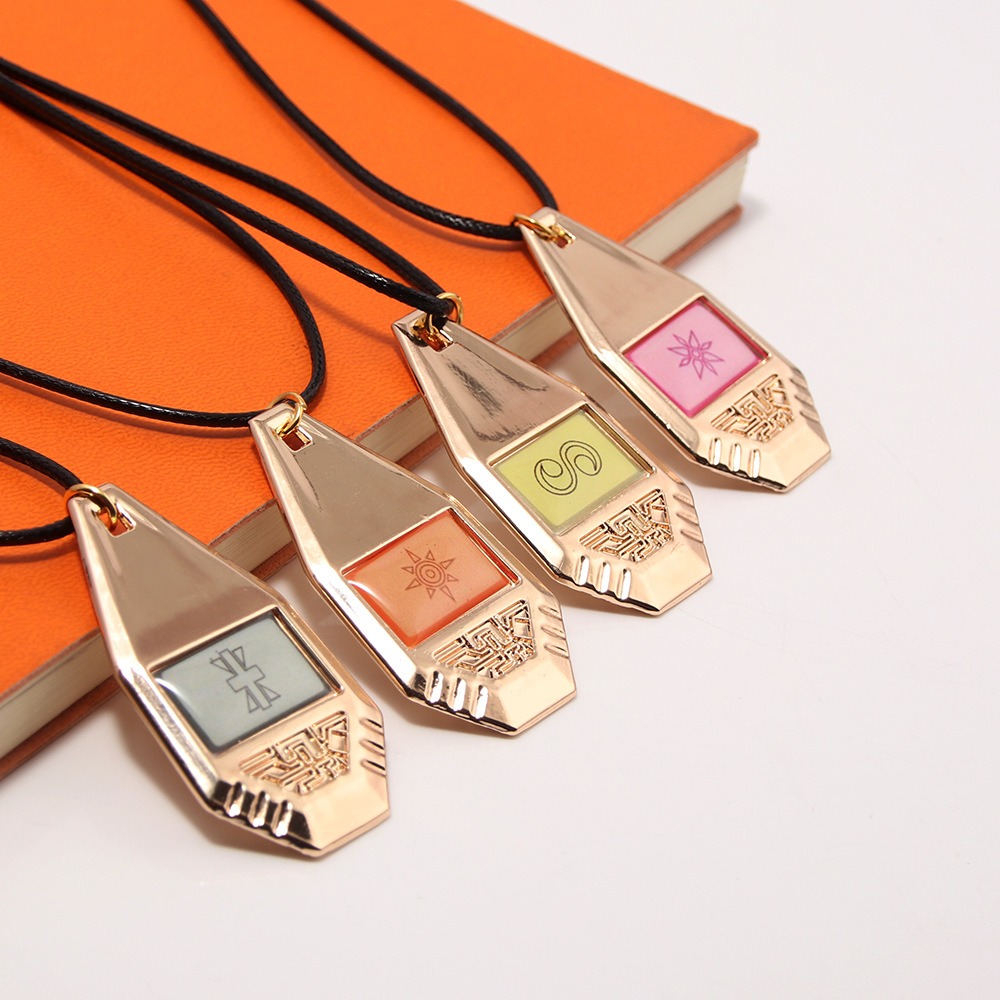 アニメデジモンアドベンチャーネックレス、11種類、メタルエボ - Anime Pendant Necklace のレビューと価格