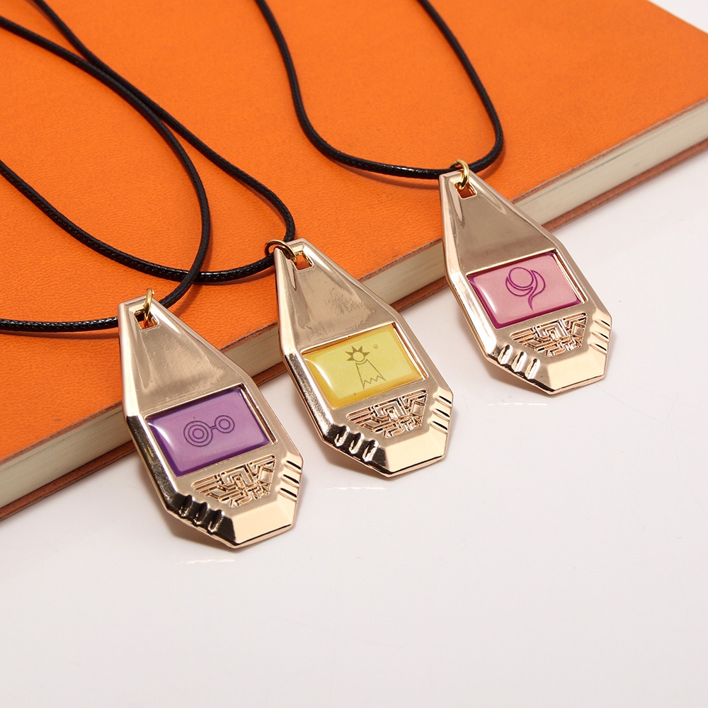 アニメデジモンアドベンチャーネックレス、11種類、メタルエボ - Anime Pendant Necklace のレビューと価格
